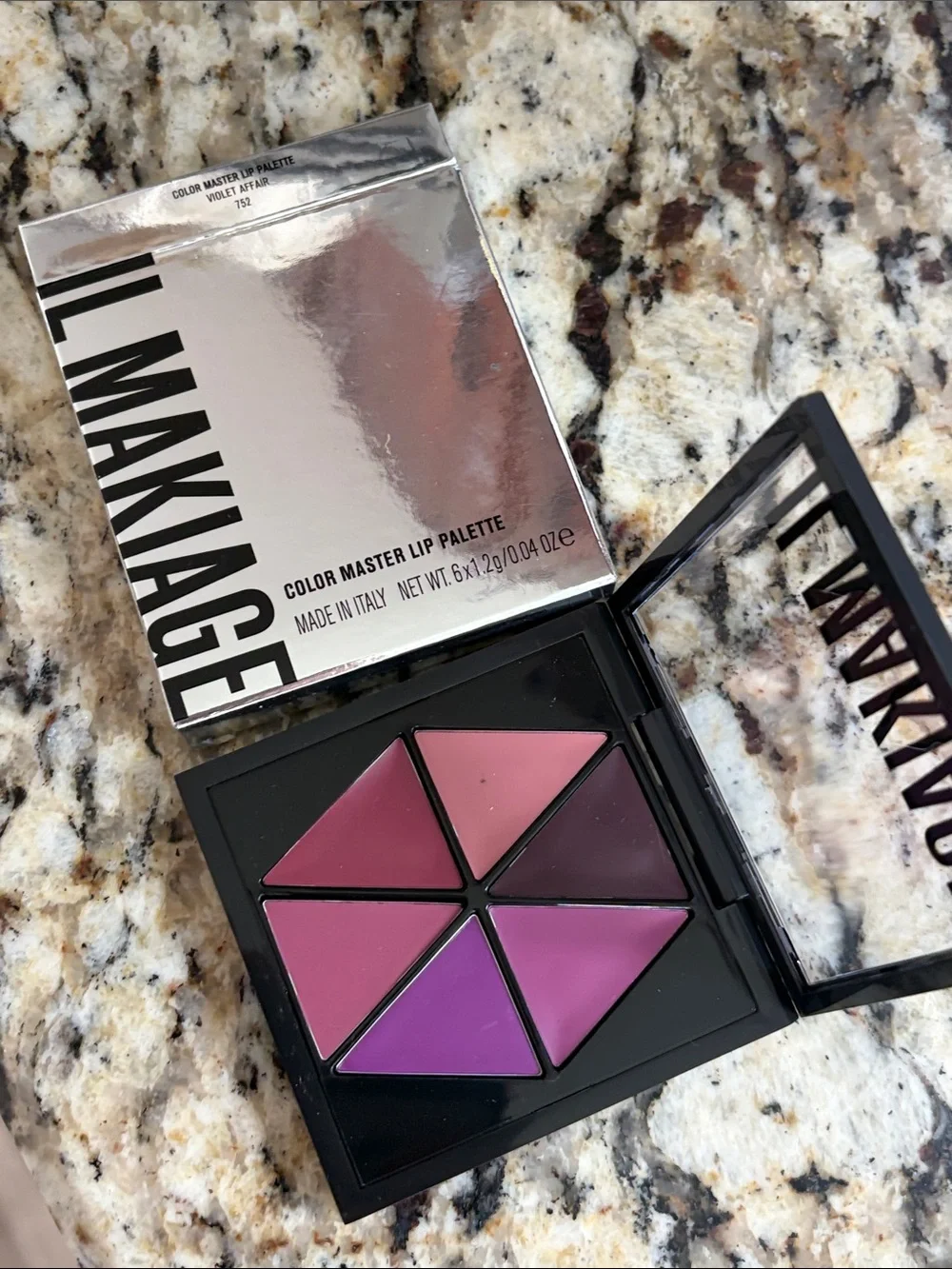 ⚡️❄️Il Makiage Violet Affair Color Master Lip Palette